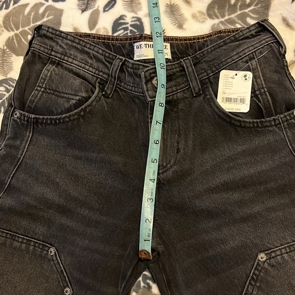 NWT! We The Free Loren Barrel Jeans - Picture 10 of 13